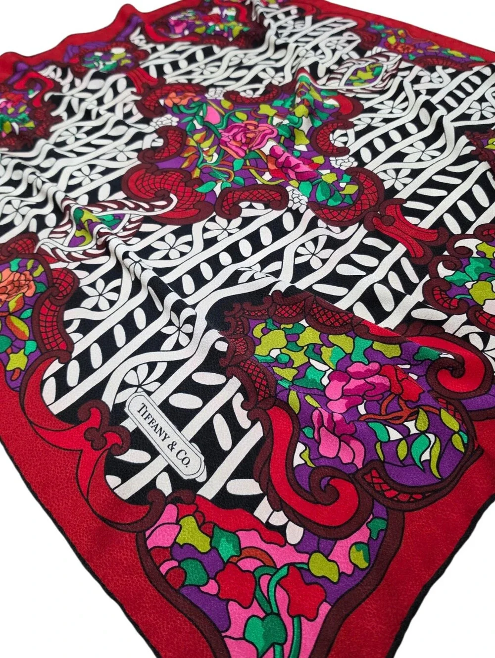 TIFFANY & CO. SCARF